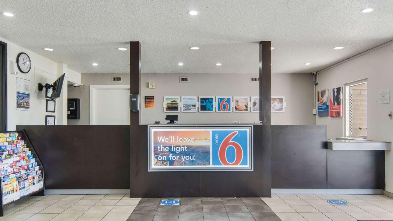 Motel 6-Addison, Tx - Dallas Luaran gambar