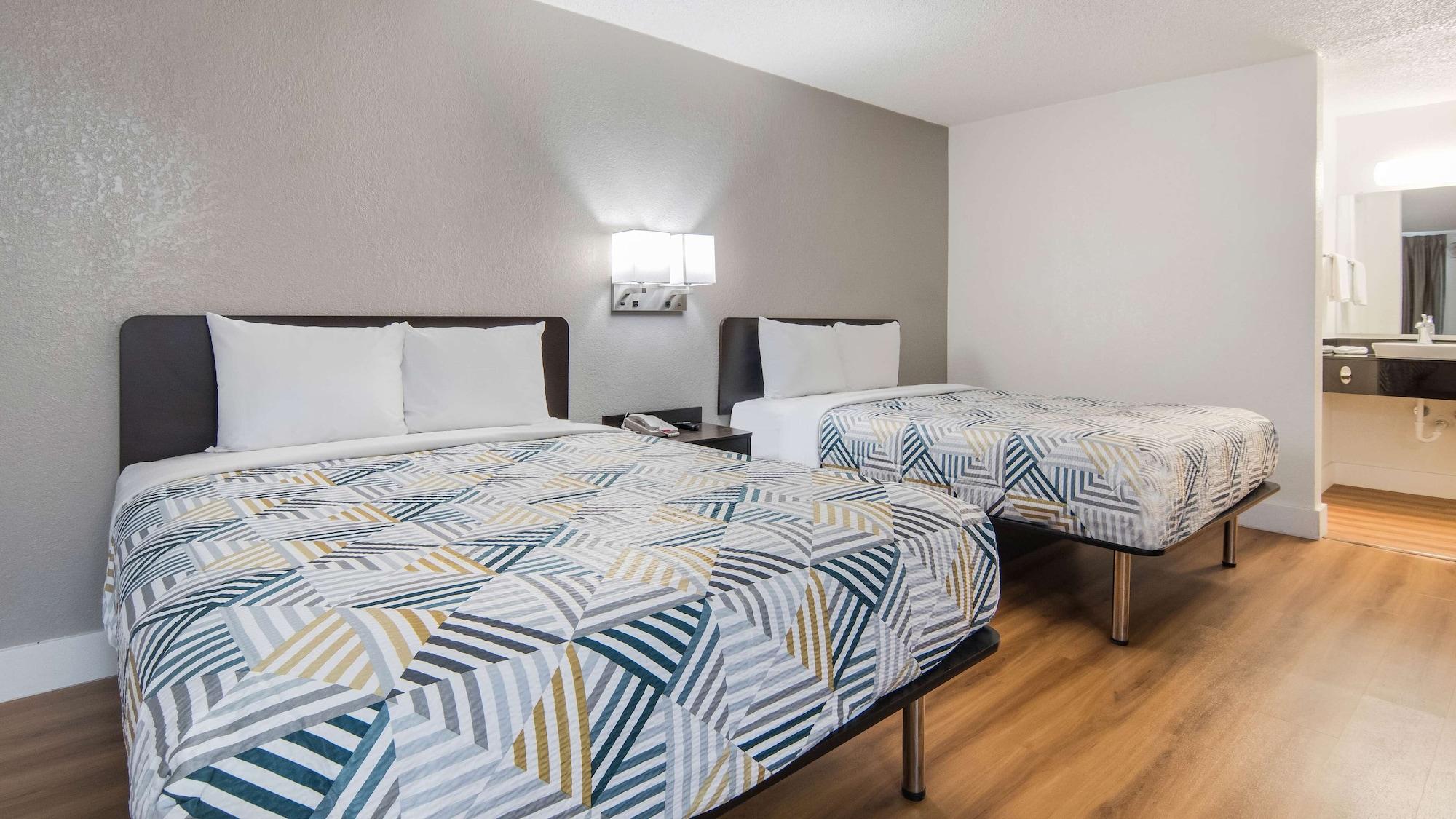 Motel 6-Addison, Tx - Dallas Luaran gambar