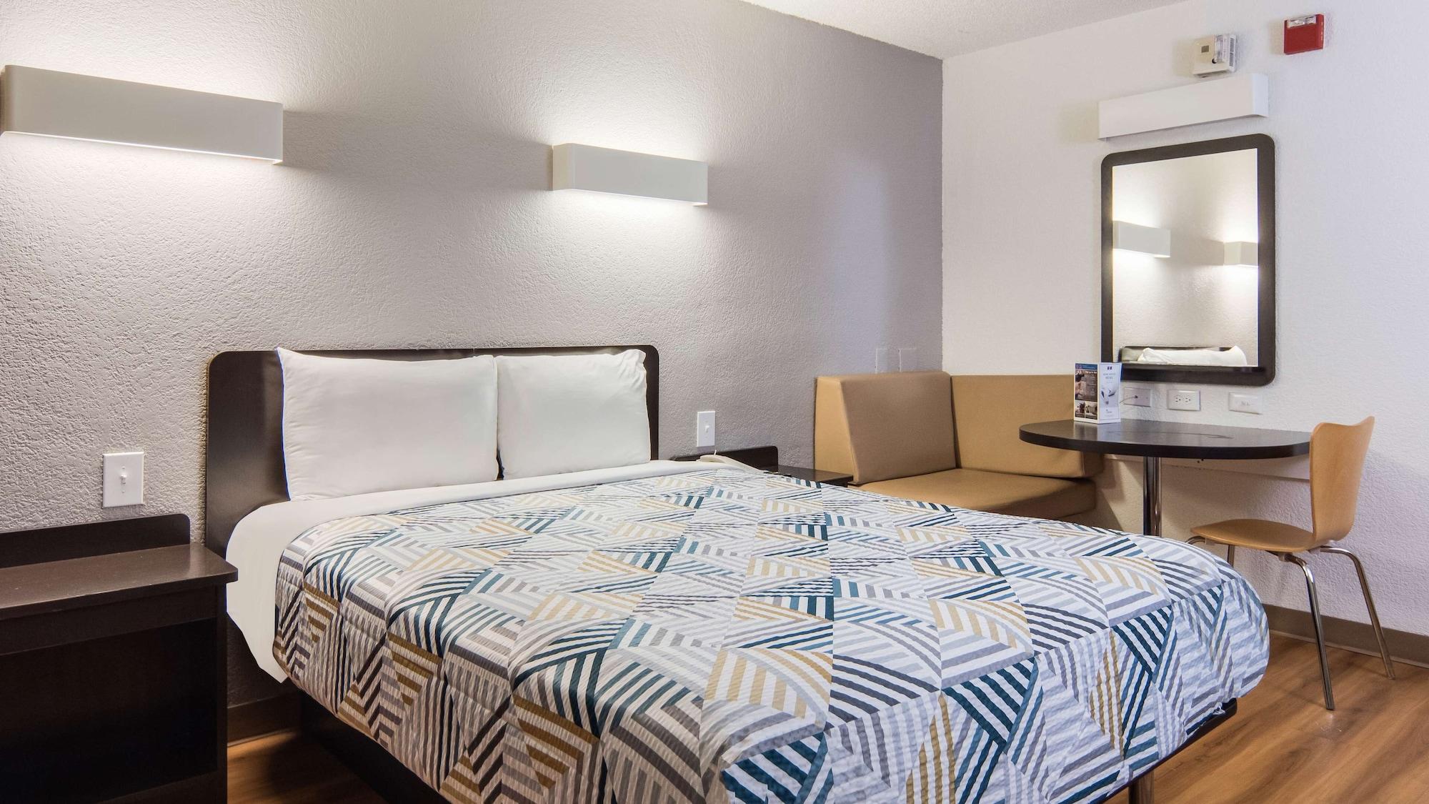 Motel 6-Addison, Tx - Dallas Luaran gambar