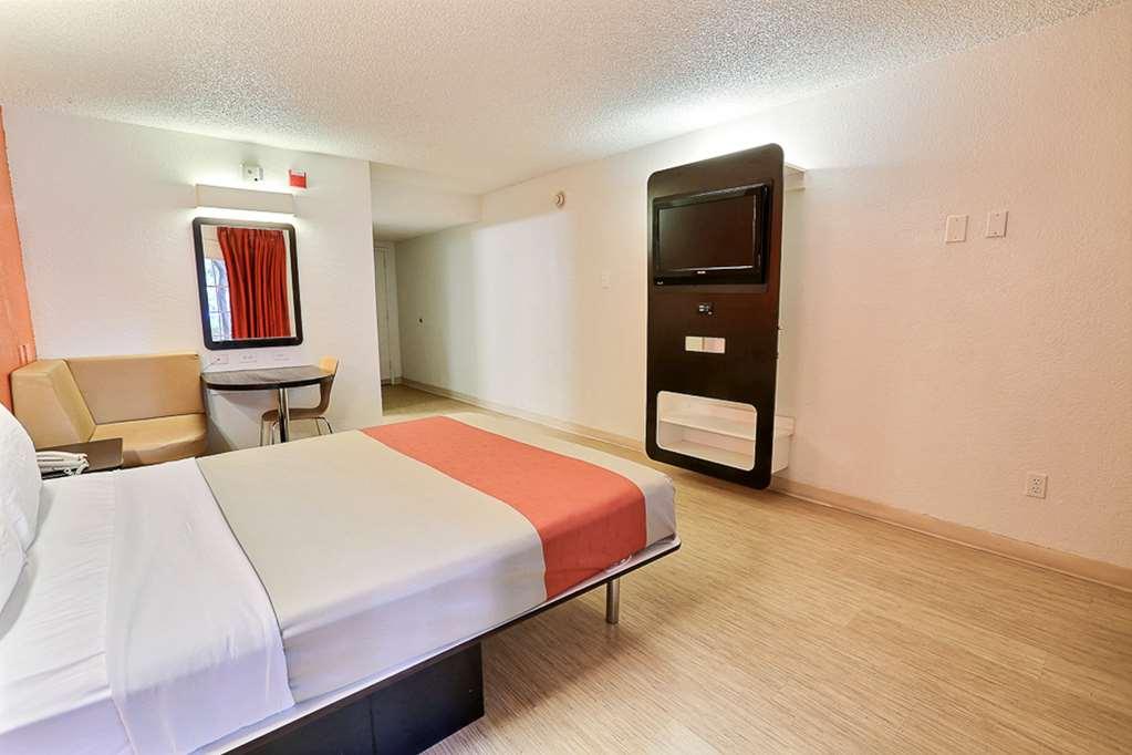 Motel 6-Addison, Tx - Dallas Bilik gambar