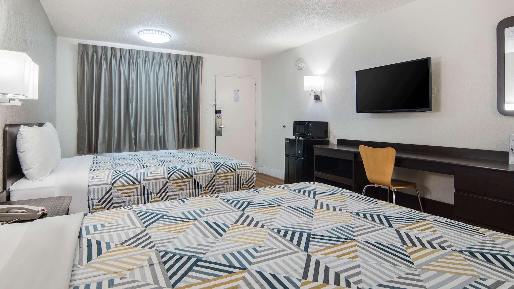Motel 6-Addison, Tx - Dallas Luaran gambar