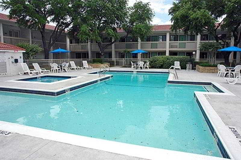 Motel 6-Addison, Tx - Dallas Luaran gambar