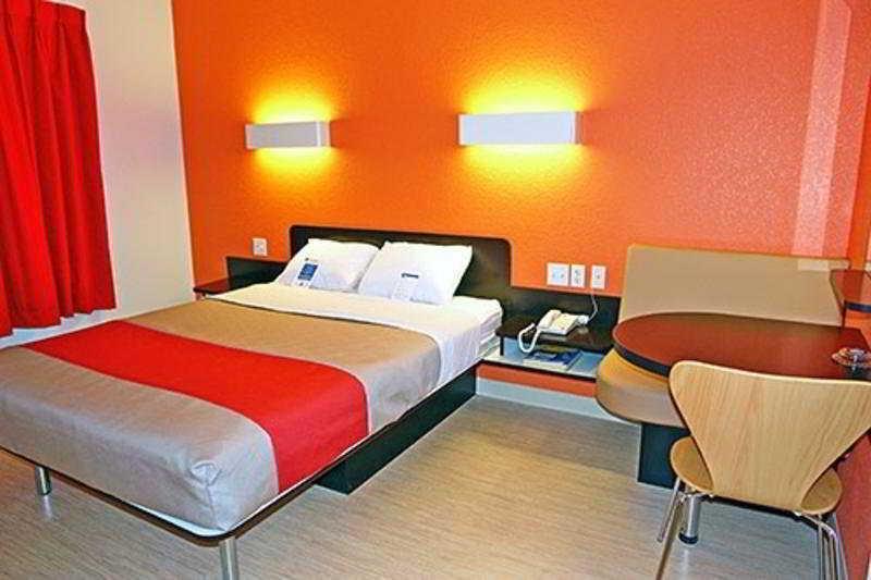Motel 6-Addison, Tx - Dallas Luaran gambar