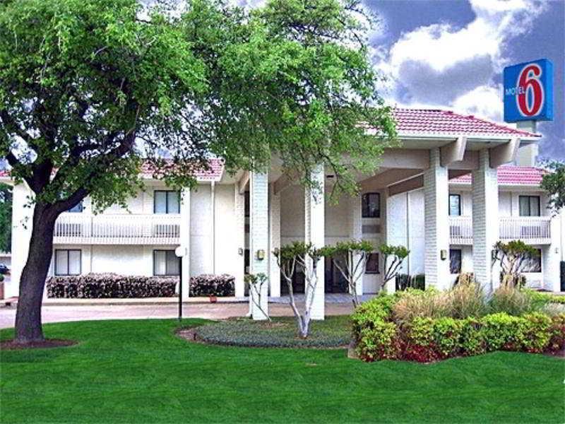 Motel 6-Addison, Tx - Dallas Luaran gambar